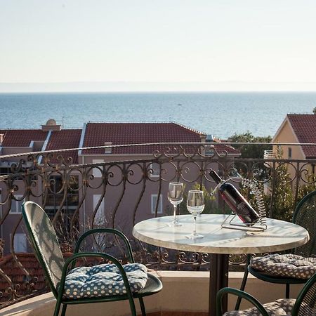 Apartments Cvjetni Dvori Makarska Exterior foto